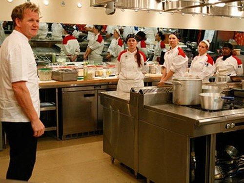 Hell's Kitchen Season 4 Episode 3 - 13 Chefs Compete