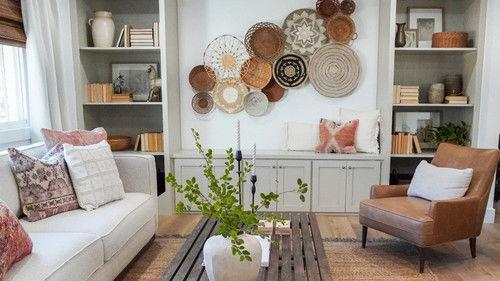 Fixer to Fabulous Season 4 Episode 12 - Small House to Cozy Casita