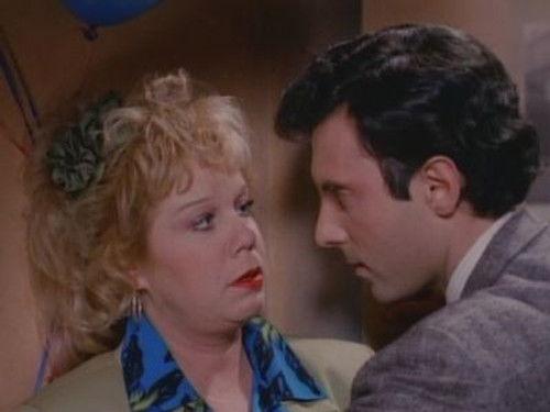 Dream On Season 2 Episode 4 - The 37-Year Itch