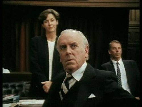 Minder Season 9 Episode 4 - Looking For Mr. Goodtime