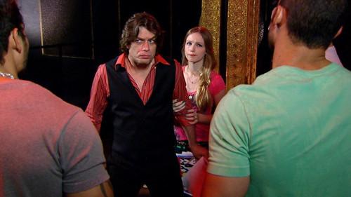 Tapas & Beijos Season 1 Episode 31 - Bia organizes "Women's Matinee" to help Jorge