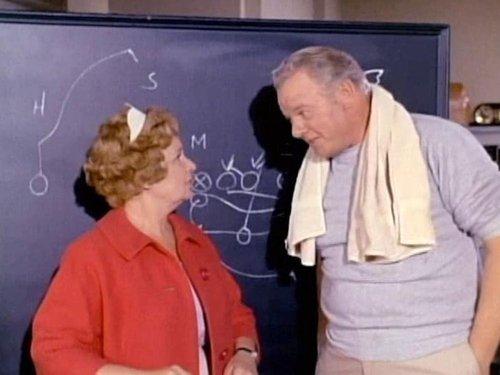 Hazel Season 3 Episode 7 - Hazel Scores a Touchdown