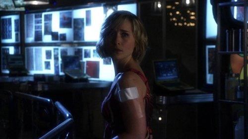 Smallville Season 9 Episode 10 - Disciple