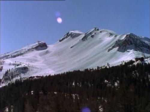 undefined Season 4 Episode 16 - There's No Business Like Snow Business (2)