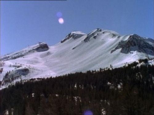 undefined Season 4 Episode 16 - There's No Business Like Snow Business (2)