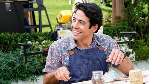 Making It Season 2 Episode 4 - Wreathy Street