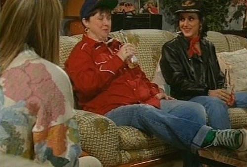 Birds of a Feather Season 4 Episode 9 - Time and Tides