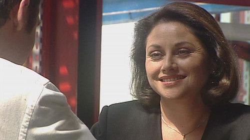 Mirada de Mujer Season 1 Episode 28 - Hamburger with Hands