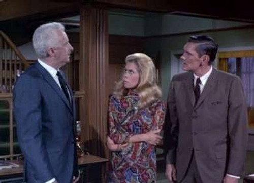 Bewitched Season 5 Episode 24 - The Battle of Burning Oak