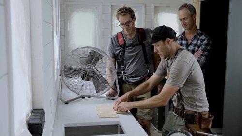 Tiny House Nation Season 5 Episode 2 - Going Tiny To Make Things Right