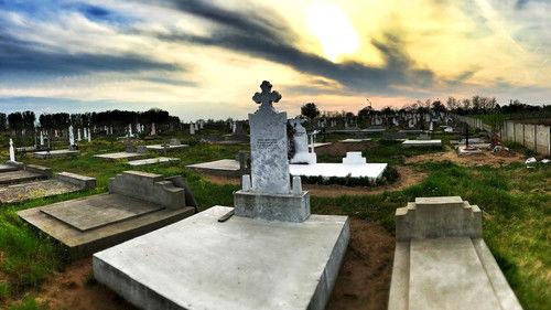 Expedition Unknown Season 2 Episode 4 - Hunting Vampires