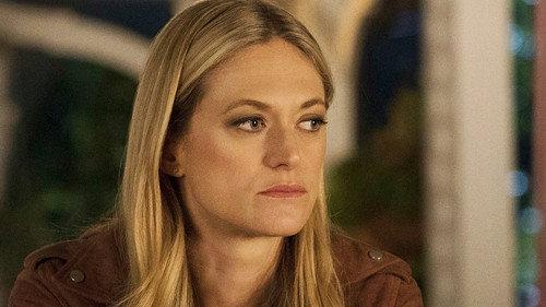 Sneaky Pete Season 2 Episode 6 - 11 Million Reasons You Can't Go Home Again