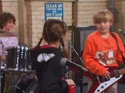 The Suite Life of Zack & Cody Season 1 Episode 9 - Band in Boston