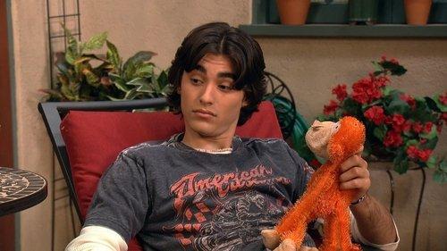 Dog with a Blog Season 2 Episode 5 - Tyler Gets a Grillfriend