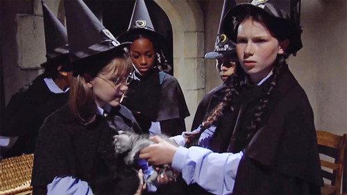 The Worst Witch Season 1 Episode 3 - A Pig in a Poke