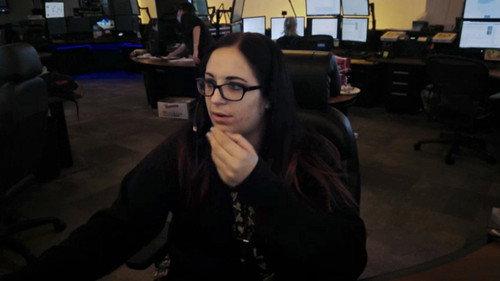 911 Crisis Center Season 1 Episode 11 - They're Out There