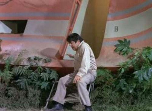 Land of the Giants Season 1 Episode 25 - Shell Game