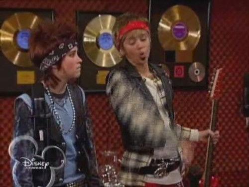Hannah Montana Season 2 Episode 16 - Me and Mr. Jonas and Mr. Jonas and Mr. Jonas