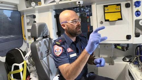 Paramedics Season 2 Episode 8 - Episode 8