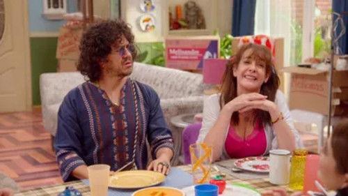 Una familia de diez Season 9 Episode 15 - El nombre de La Nena