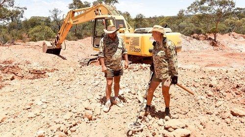Aussie Gold Hunters Season 1 Episode 1 - 3 Men and Gold