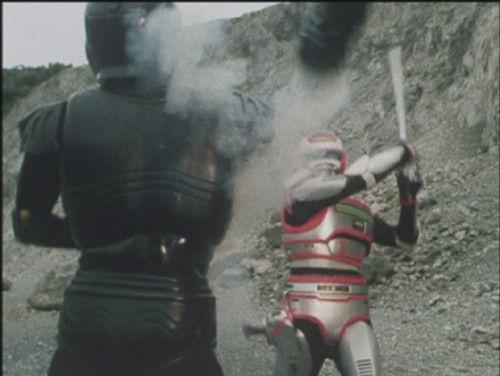 Megabeast Investigator Juspion Season 1 Episode 25 - Help the Vanishing Tokyo! Evil Bullet Good Bullet Death Match