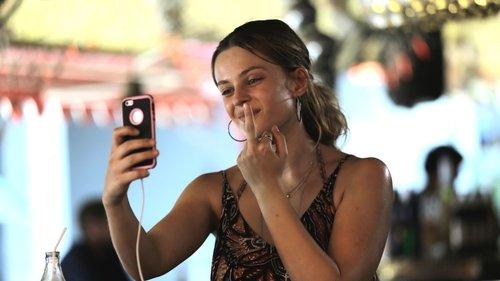 Farang Season 1 Episode 3 - Episode 3