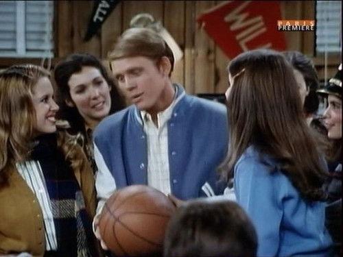 Happy Days Season 4 Episode 15 - A Shot in the Dark