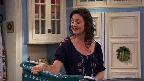 Liv and Maddie Season 1 Episode 12 - Dump-A-Rooney