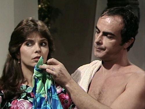 A Gata Comeu Season 1 Episode 127 - Episode 127