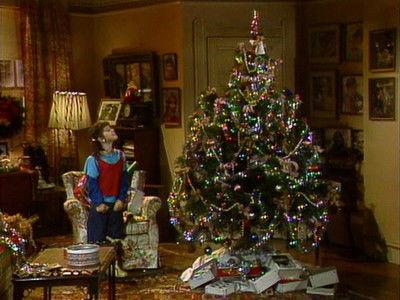 Punky Brewster Season 1 Episode 16 - Yes, Punky, There Is a Santa Claus (2)