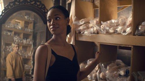 Tiny Pretty Things Season 1 Episode 1 - Corps