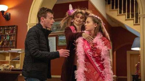 Drop Dead Weird Season 2 Episode 10 - Love is in the Air