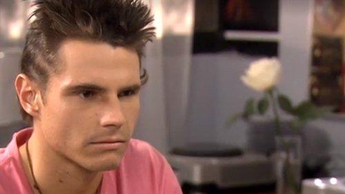 La rosa de Guadalupe Season 1 Episode 20 - Relieve Yourself