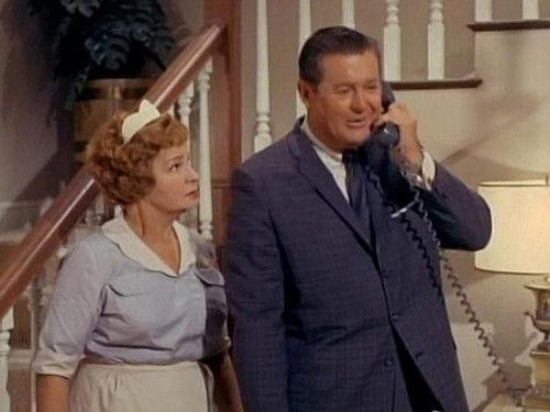 Hazel Season 2 Episode 8 - Mr. B on the Beach