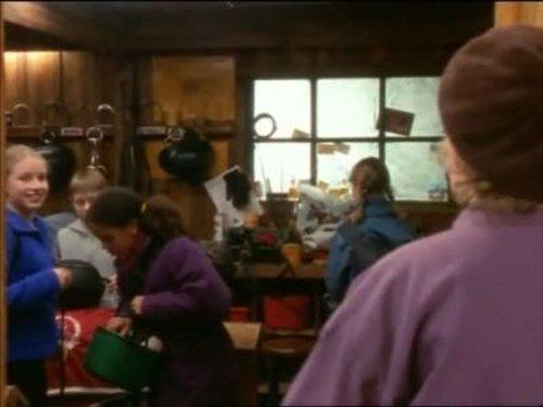 The Saddle Club Season 1 Episode 4 - Trail Ride (2)