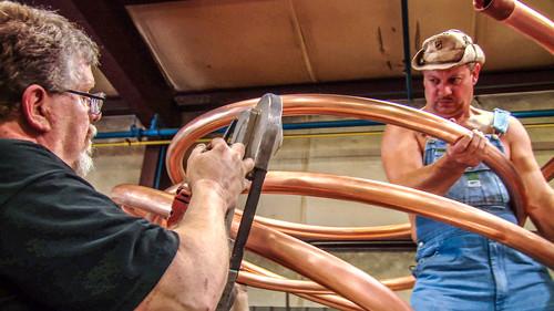 Moonshiners Season 4 Episode 7 - White Lightning Wars