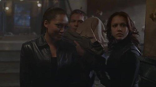 Dark Angel Season 1 Episode 19 - Hit a Sista Back