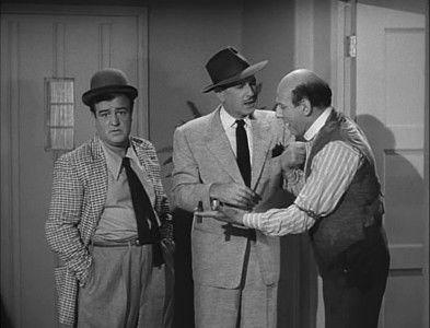 The Abbott and Costello Show Season 1 Episode 7 - The Vacuum Cleaner Salesman