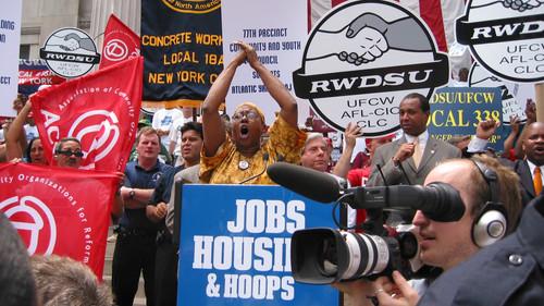 Independent Lens Season 19 Episode 19 - ACORN and the Firestorm