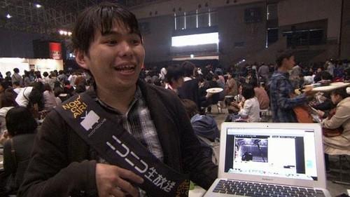 Document 72 Hours Season 4 Episode 10 - Net Live Broadcasting People