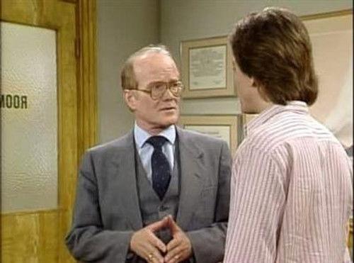 Charles in Charge Season 5 Episode 15 - Let's Quake a Deal