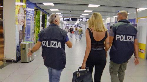 To Catch a Smuggler Season 8 Episode 6 - The show must go on