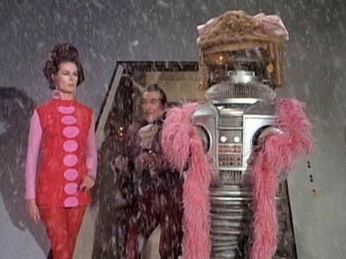 Lost in Space Season 3 Episode 21 - Space Beauty