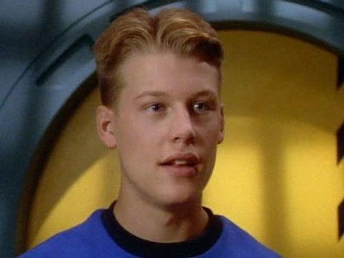 Ocean Girl Season 4 Episode 1 - Operation Sphinx