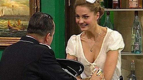 Halo, Hans! Season 1 Episode 13 - Episode 13