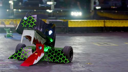 BattleBots Season 4 Episode 12 - This is Gonna be Huge