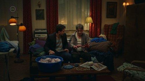 Tóth János Season 1 Episode 5 - House Party