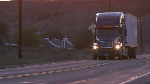 Neighborhood Wars Season 2 Episode 16 - Pastry Punch Up