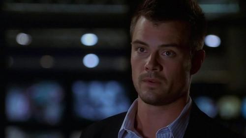 Las Vegas Season 2 Episode 14 - The Lie Is Cast